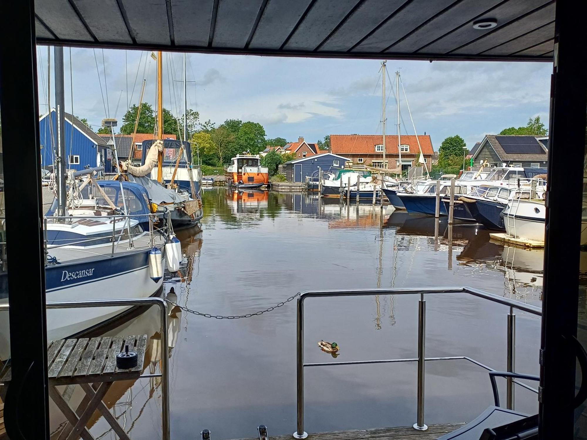 Bed-On-A-Boat Ξενοδοχείο Giethoorn Εξωτερικό φωτογραφία